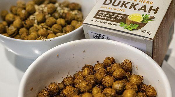 3 WAYS OF HEALTHY AND ROASTED CHICKPEAS SNACKS