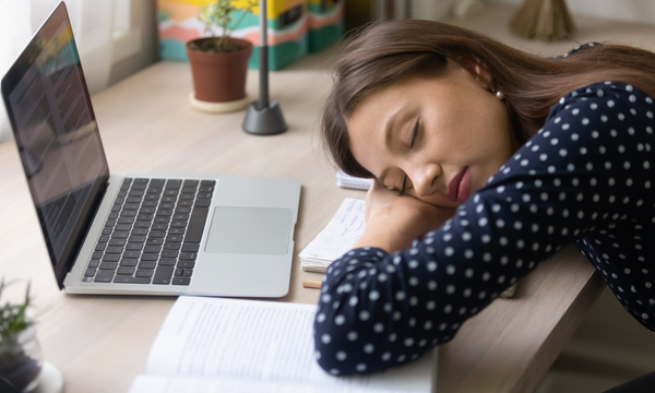 5 SCIENCE-BACKED WAYS TO STOP MID-AFTERNOON SLUMPS